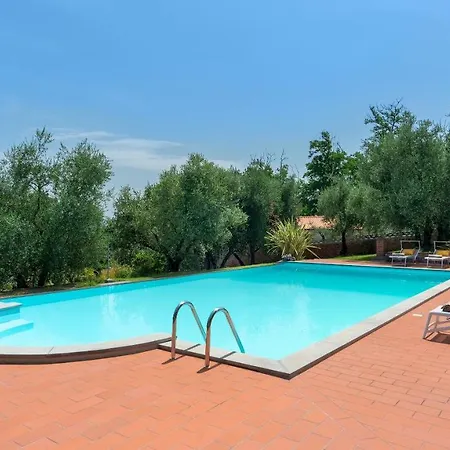 别墅 Irene 6, Emma 蒙特卡洛