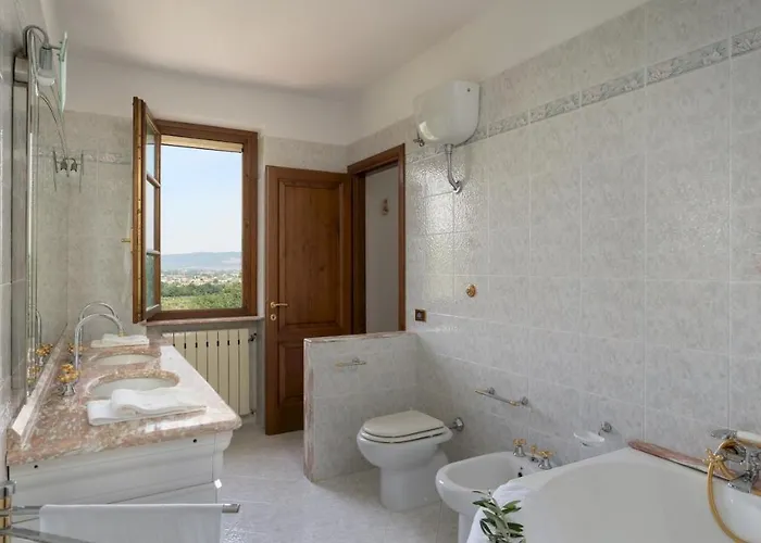 Irene 6, Emma Montecarlo